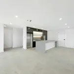 Rent 5 bedroom house in  Marsden Park NSW 2765                        