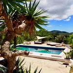 Rent 6 bedroom house in Ibiza