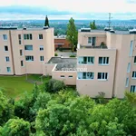 Pronajměte si 3 ložnic/e byt o rozloze 76 m² v Praha