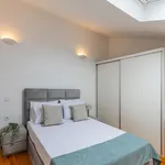 Rent 1 bedroom house of 45 m² in Porto