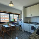 Rent 2 bedroom apartment of 110 m² in Matosinhos