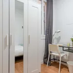 Rent a room in Madrid