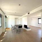 Alquilo 4 dormitorio casa de 263 m² en Madrid