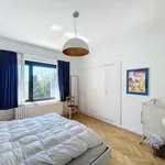 Maison de 200 m² avec 2 chambre(s) en location à Rhode-Saint-Genèse