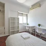 Rent a room in lisbon