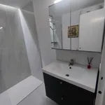 Rent 4 bedroom apartment in Barcelona