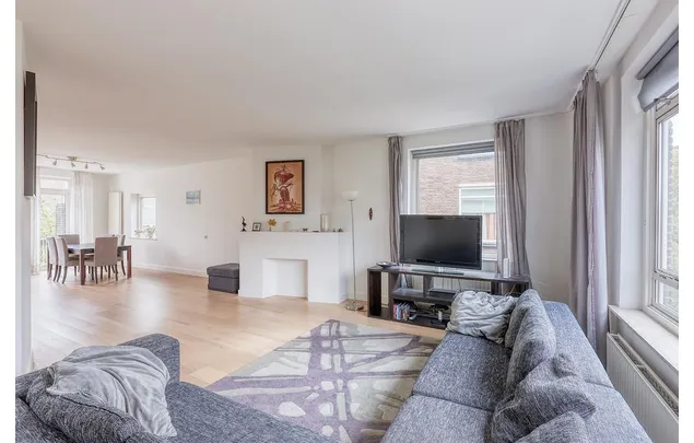 Huur 4 slaapkamer appartement van 170 m² in 's-Gravenhage