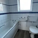 Rent 4 bedroom flat in Colchester