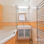 Pronajměte si 3 ložnic/e byt o rozloze 65 m² v Brno