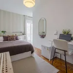 Rent a room of 125 m² in madrid