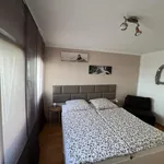 Miete 2 Schlafzimmer wohnung von 40 m² in Stuttgart