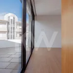 Rent 3 bedroom house of 197 m² in Oliveira de Azeméis