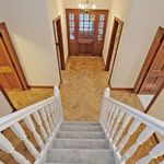 Rent 5 bedroom house in Scotland