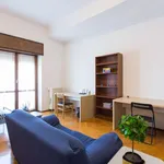 Rent a room of 85 m² in milan