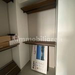 Affitto 3 camera appartamento di 100 m² in Cosenza