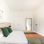 Rent a room of 105 m² in Girona