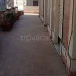 Affitto 6 camera appartamento di 300 m² in Cagliari