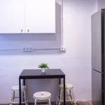 Rent 8 bedroom apartment in Valencia