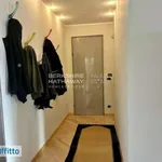 Affitto 6 camera appartamento di 150 m² in Milan