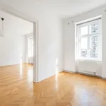 Rent 3 bedroom apartment in Brno