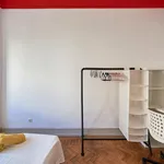 Rent 11 bedroom apartment in Lisbon