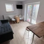 Rent 5 bedroom house in Wales