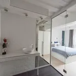 Appartement de 66 m² avec 2 chambre(s) en location à Paris