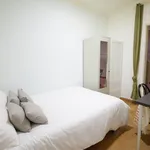 Rent 3 bedroom apartment of 8 m² in Barcelona