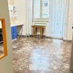 Rent 3 bedroom apartment of 100 m² in Roma