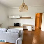 Rent 3 bedroom apartment of 80 m² in Milan