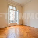 Rent 6 bedroom apartment of 260 m² in PARIS 17EME ARR. 