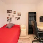 Rent a room of 110 m² in madrid