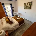 Rent a room of 130 m² in Valencia