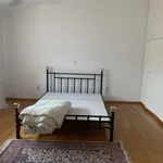 Rent 3 bedroom apartment of 220 m² in Γλυφάδα