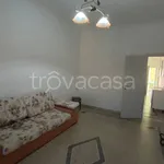 Affitto 5 camera appartamento di 102 m² in Napoli