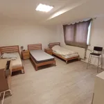 Miete 3 Schlafzimmer wohnung von 90 m² in Duisburg