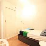 Rent a room in madrid