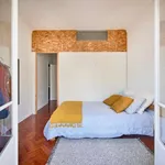 Rent a room of 120 m² in Lisbon