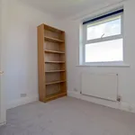 Rent 3 bedroom flat in Brighton