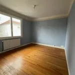 Appartement de 96 m² avec 3 chambre(s) en location à Villeneuve