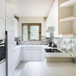 Rent 1 bedroom apartment of 55 m² in paris