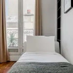 Appartement de 64 m² avec 2 chambre(s) en location à paris