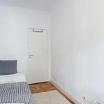 Rent a room in lisbon