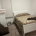 Rent a room in Allen