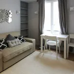 Appartement de 19 m² avec 2 chambre(s) en location à Paris 11