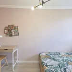 Rent a room in lisbon