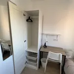 Rent 4 bedroom apartment in Madrid