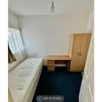 Rent 4 bedroom flat in East Of England