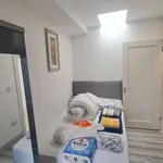 Rent 4 bedroom apartment of 90 m² in dublin