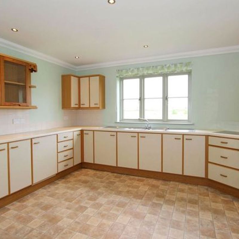 Property to rent in Haycroft House, Haycroft Lane, Alkington GL13 Lower Wick